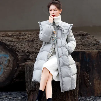 Китайски стил ключалка голям ревера надолу яке за жените зима 2024 Нова популярна средна дължина висок клас мода сняг клип преодолява 2